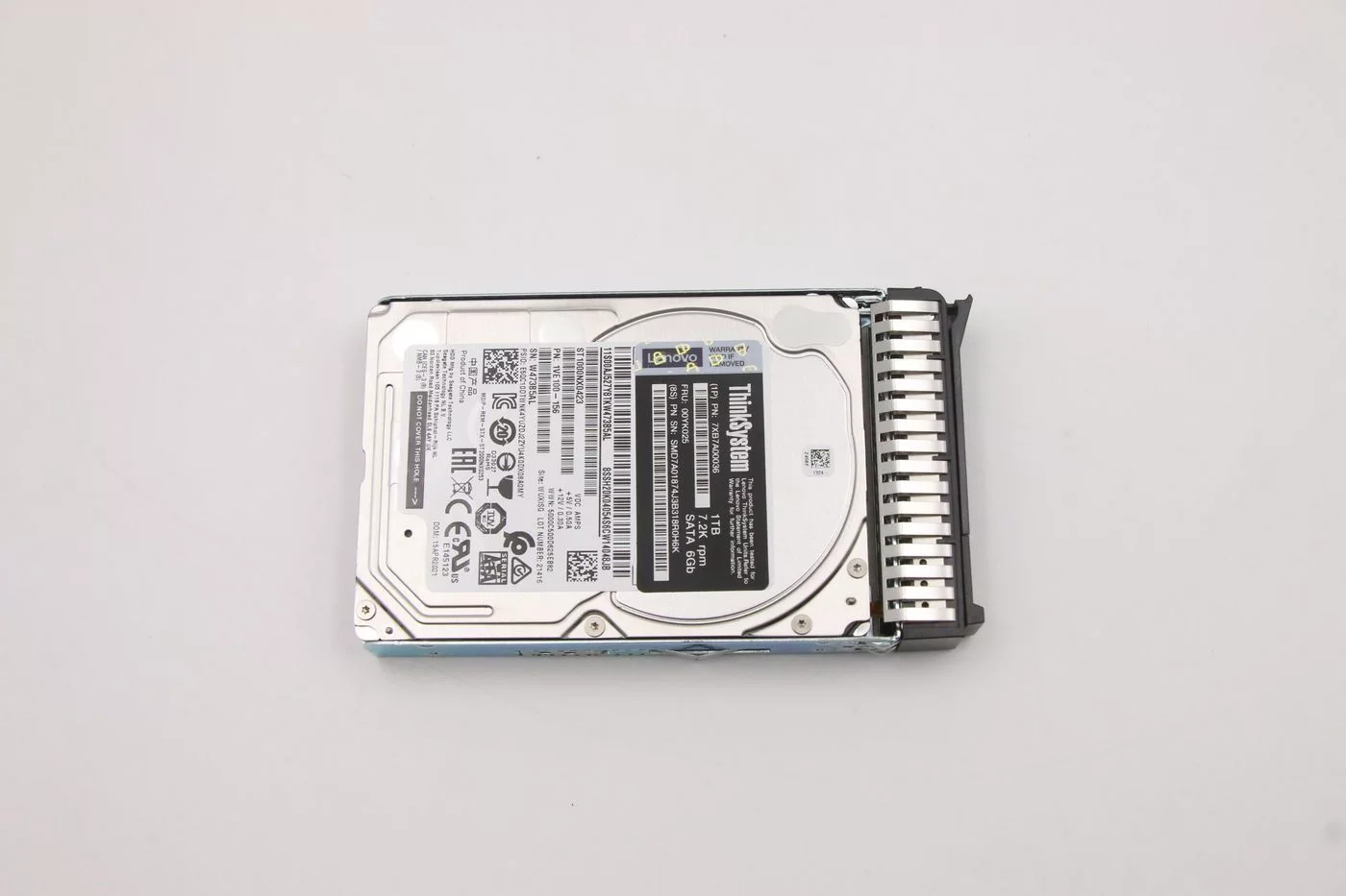 Lenovo ThinkSystem 2,5-inch HDD – 1 TB SATA hot-swap, refurbished – 00YK025-RFB