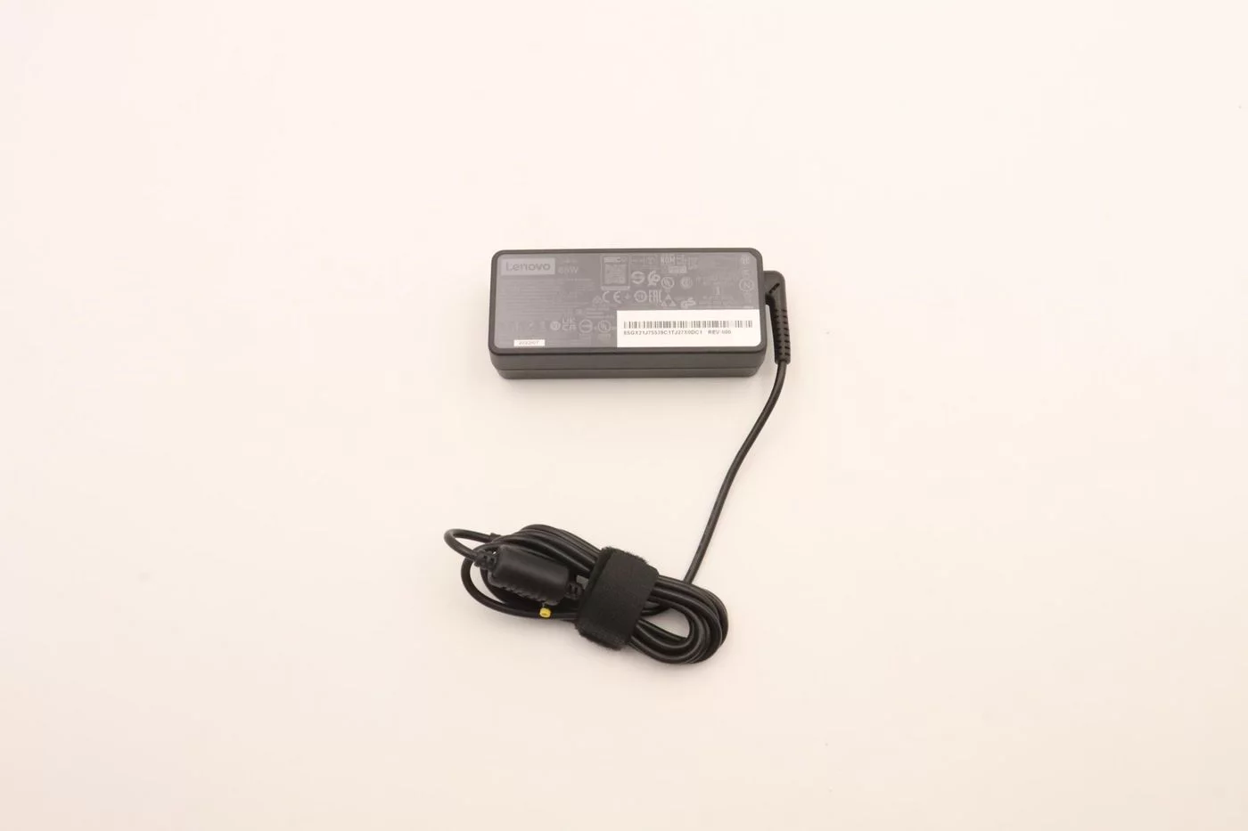 Lenovo 65W notebookadapter – ronde stekker 4,0 x 1,7 mm – ADLX65CLGU2A