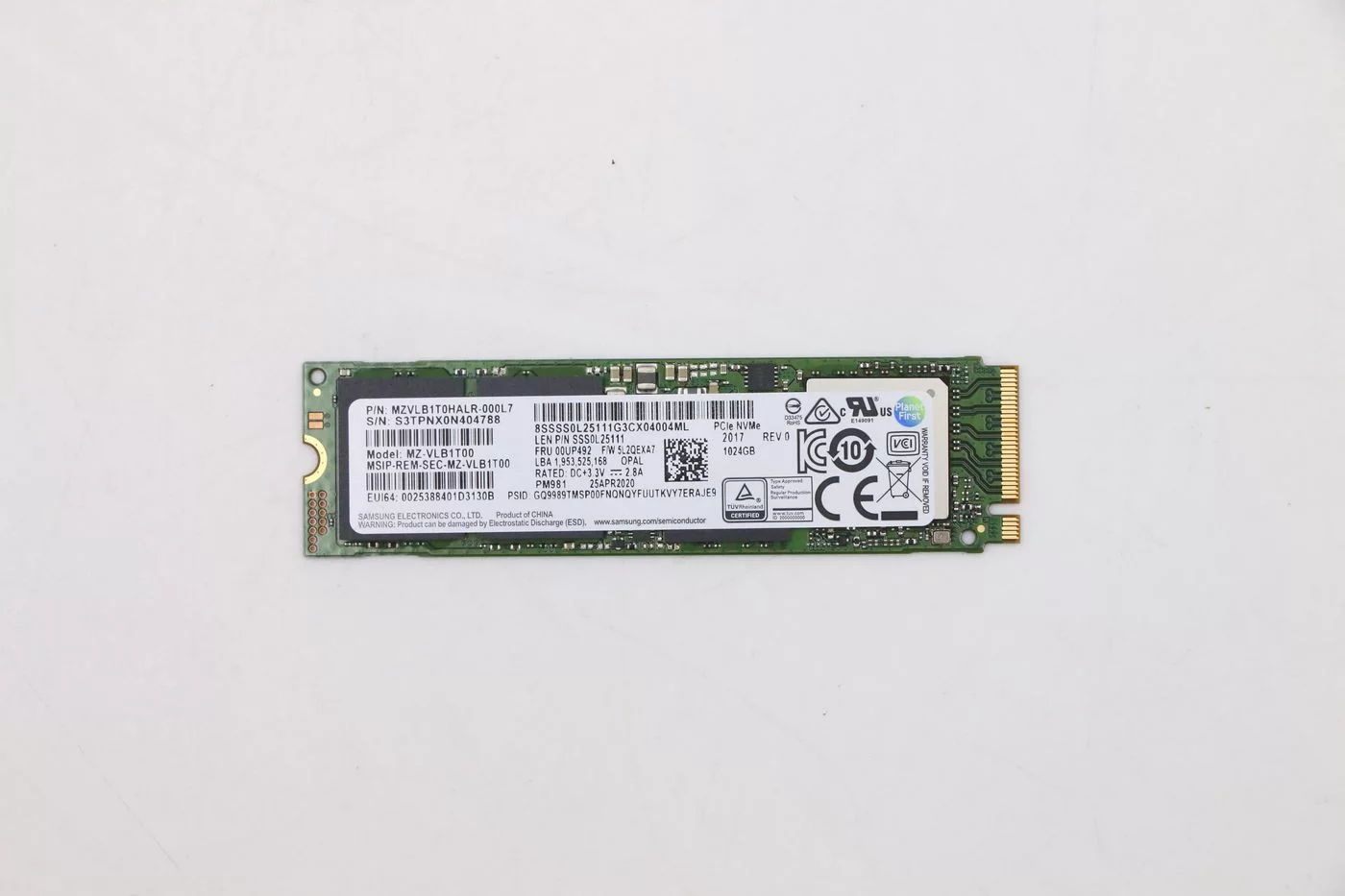 Lenovo M.2 2280 NVMe SSD – 1 TB, PCIe 3.0 x4, Opal – 00UP492-RFB