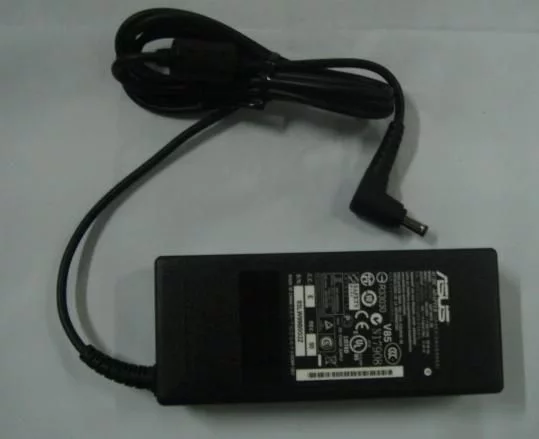 Asus 65W notebookvoeding – 19 V, 3-pins aansluiting – 04G2660031U0
