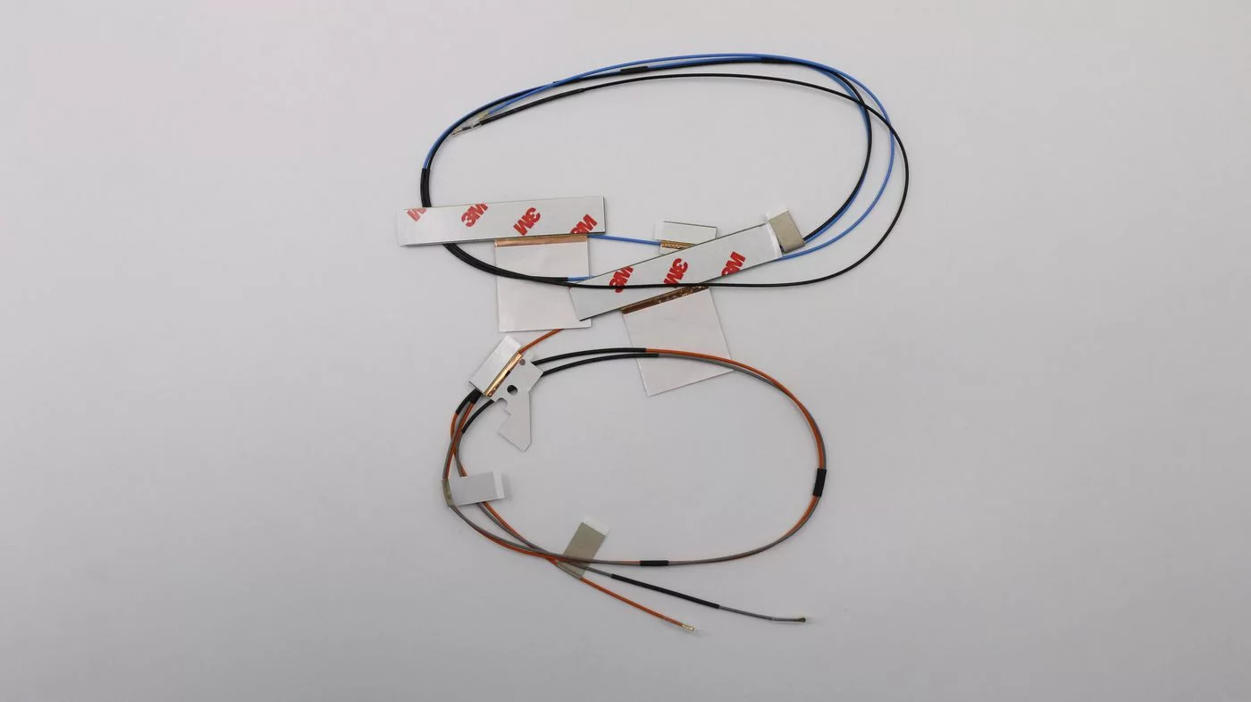 Lenovo WLAN/WWAN-antennekit – ThinkPad P50/P51 – 00UR818