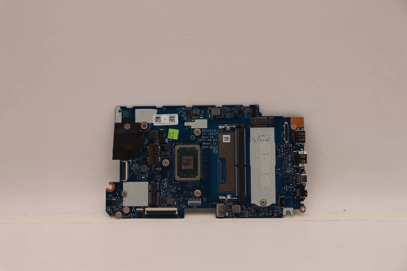 Lenovo C82R0 moederbord – 3020E, 4 GB RAM en 64 GB eMMC – 5B21D69078